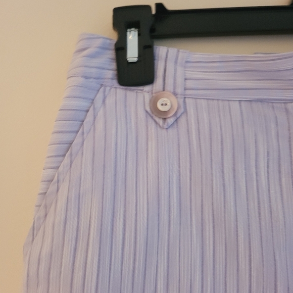 St. John Wide Leg Cropped Trousers White and Lilac Striped Pants Size 8 - Picture 6 of 12
